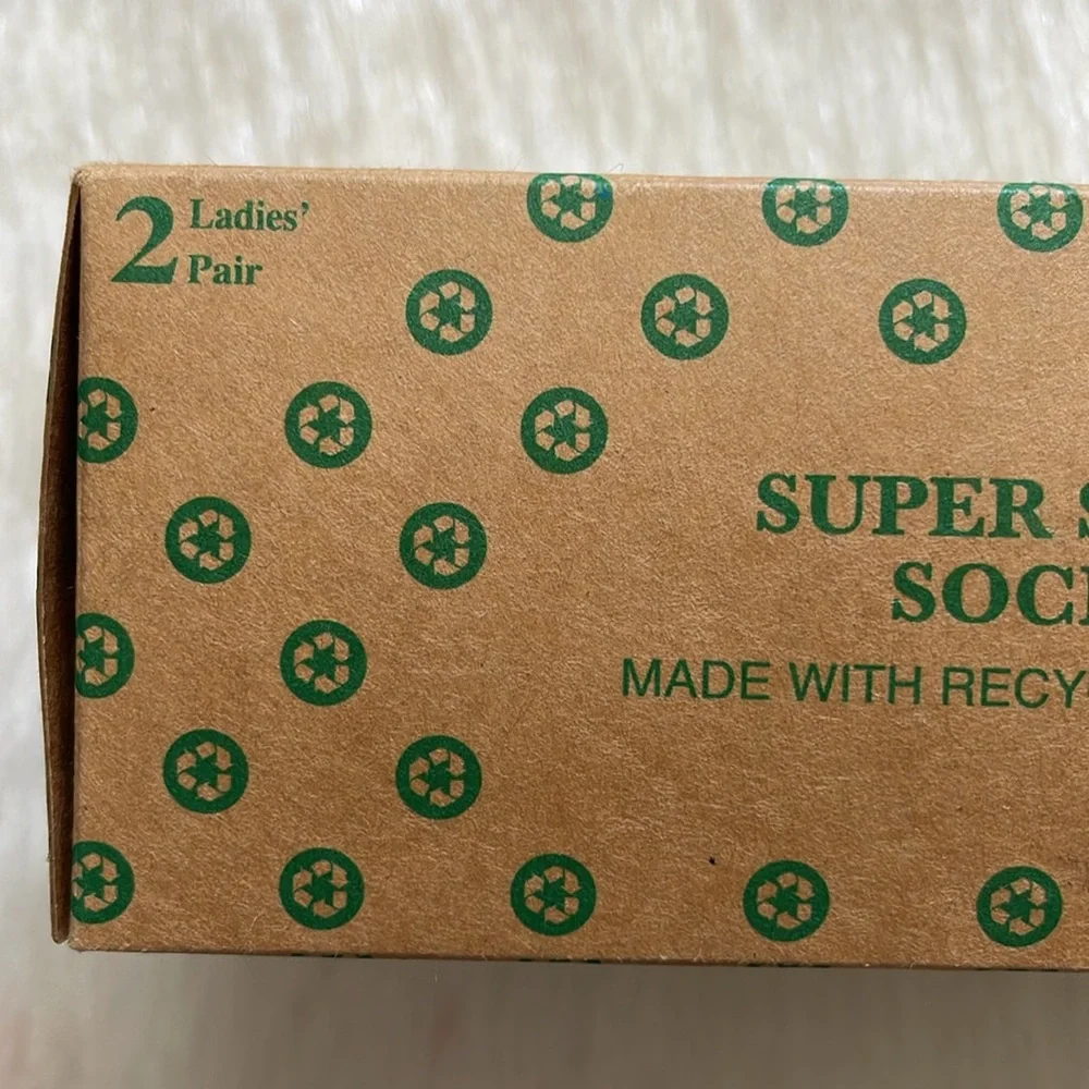 Winter Essentials Black & White Super Soft Recycled Fiber Socks 2 Pairs Box Set